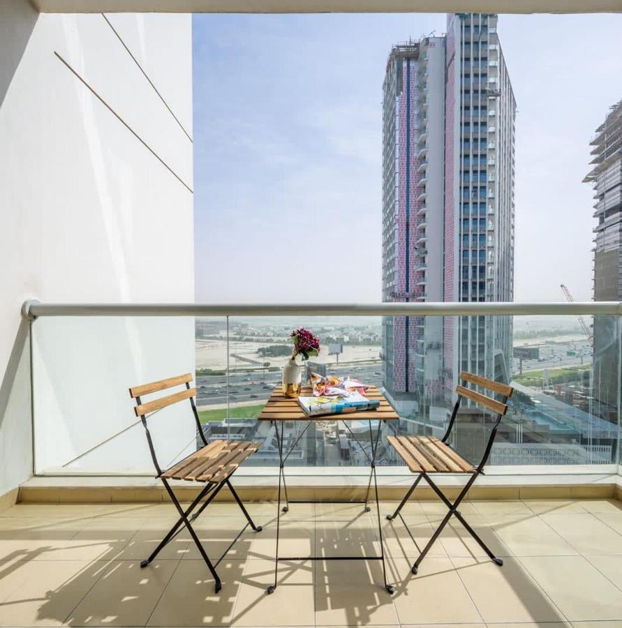 Frank Porter - Fairview Residency Apartment Dubai Exterior foto